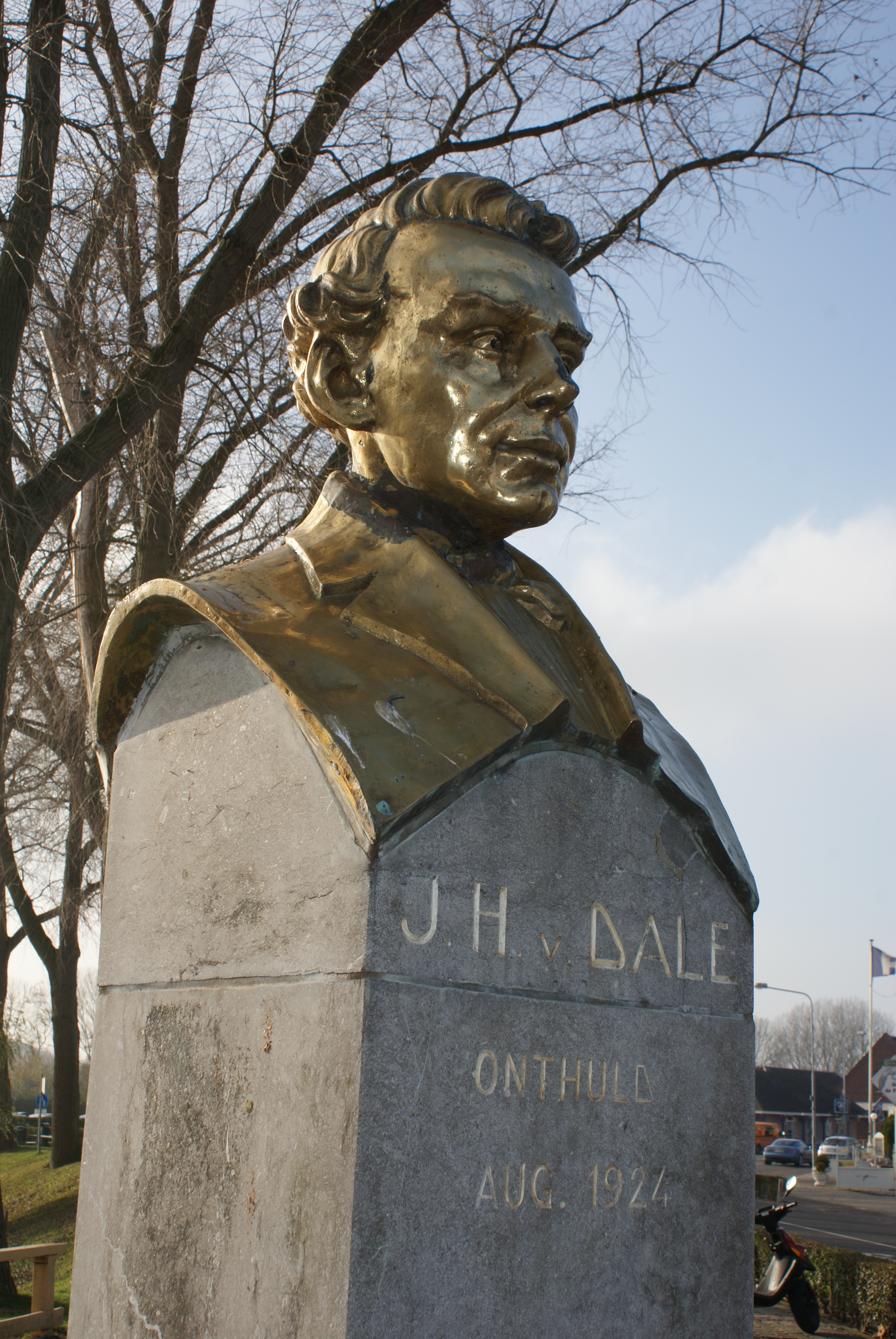Standbeeld Johan Hendrik van Dale