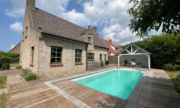 Zwin Regio Vastgoedmakelaars - Te koop - Centrum villa in hartje Sluis