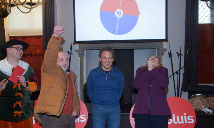 Rik Leenknecht wint de hoofdprijs van de Jantje van Sluis eindejaarsactie